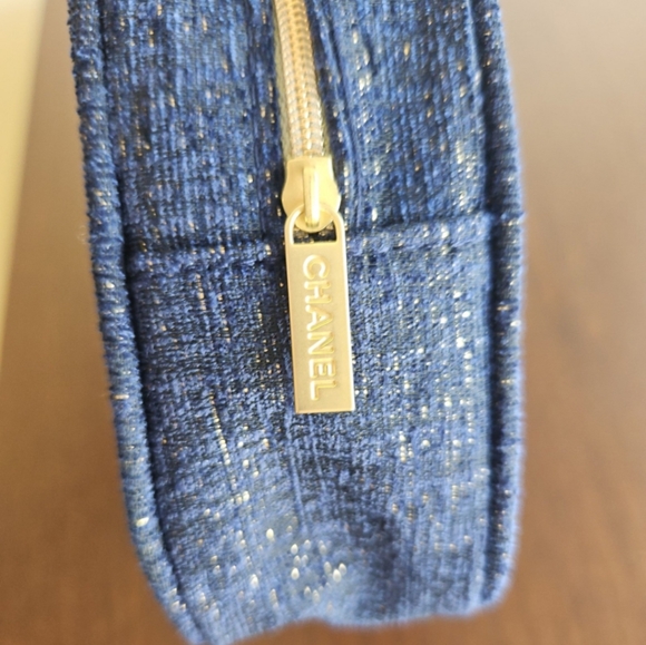 CHANEL Always Brilliant Lip Gloss Trio 2023 Gift Set Holiday Limited Edition - Picture 2 of 8